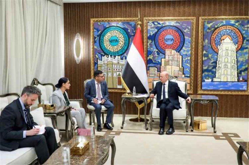العليمي: أي تهدئة تسمح بتسليح الحـ.ـوثيين ستعيد إشعال الحرب