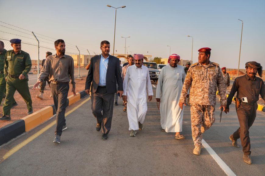 لجنة مكلفة من محافظ حضرموت تتفقد منفذ الوديعة وترصد أبرز احتياجاته