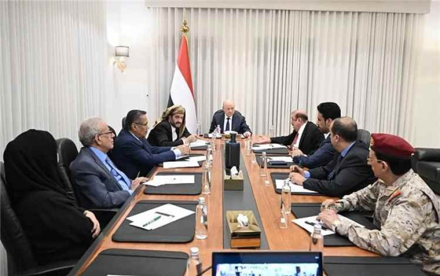 مجلس الدفاع الوطني يقر إجراءات تنفيذية للتعبئة العامة ويحذر من تصعيد الحـ.ـوثيين