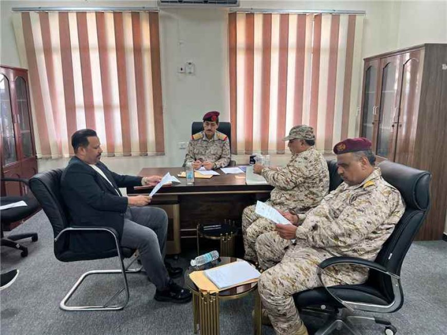 أول ظهور منذ أسابيع.. وزير الدفاع يترأس اجتماعاً بشأن التعبئة العامة
