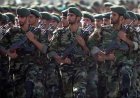 وول ستريت جورنال: إيران تلوّح بتوسيع الحرب وتهدد دول الخليج