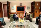 وزيرة الخارجية تبحث مع مسؤول أمريكي دعم الحكومة اليمنية ومواجهة تهديدات الحـ.ـوثيين