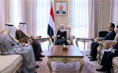 الزوبة تبحث مع السفير الكويتي مستجدات اليمن وتعزيز التعاون