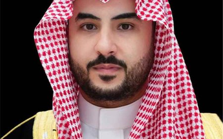 خالد بن سلمان يبحث مع وزير الدفاع الأمريكي تعزيز الأمن والاستقرار بالمنطقة
