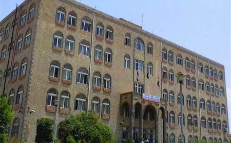 الحـ.ـوثيون يموّلون التحشيد العسكري على حساب مرتبات الموظفين