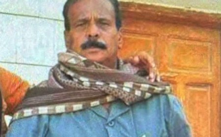 اغتيال القاضي مبارك بن سميدع داخل سيارته في مدينة سيئون