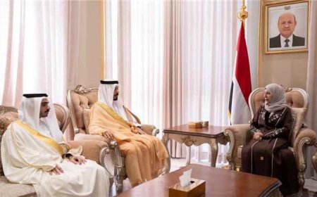 وزيرة الخارجية تبحث مع السفير البحريني تصعيد الحـ.ـوثيين وتهديدات الملاحة