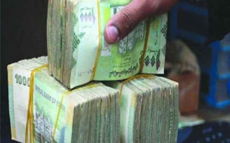 قرارات حظر التعاملات المالية تحاصر شبكات تمويل الحـ.ـوثيين وتربك حسابات قياداتها
