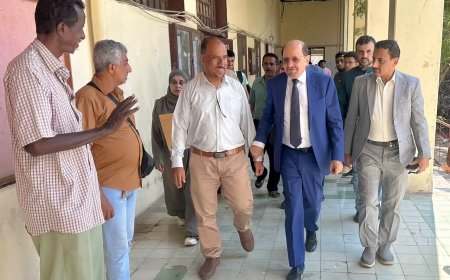 الزنداني يزور المعهد التقني الصناعي بالمعلا ويؤكد دعم الحكومة للتعليم الفني والمهني