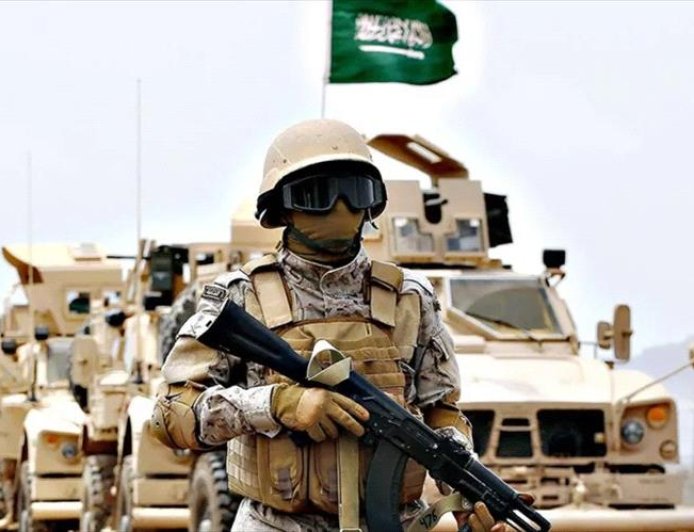 رويترز: السعودية تستعد لهجوم واسع على الحـ.ـوثيين
