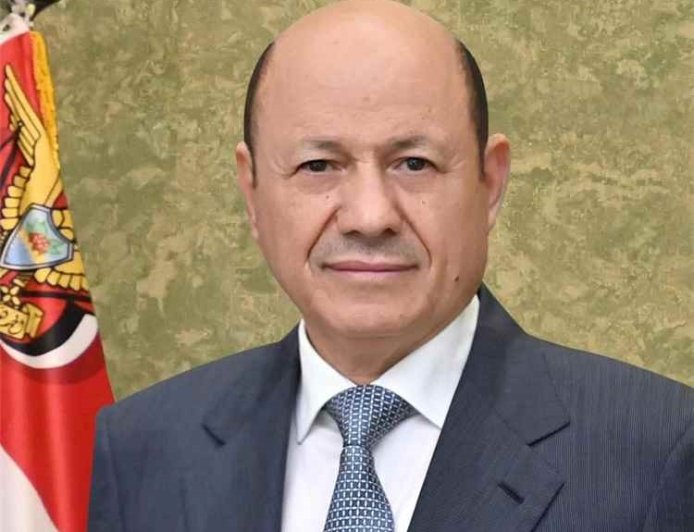 العليمي يشيد بموقف مصر تجاه السعودية ويوجه رسالة للقاهرة والرياض