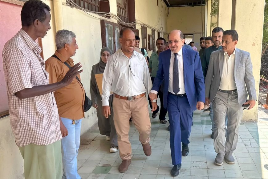 الزنداني يزور المعهد التقني الصناعي بالمعلا ويؤكد دعم الحكومة للتعليم الفني والمهني
