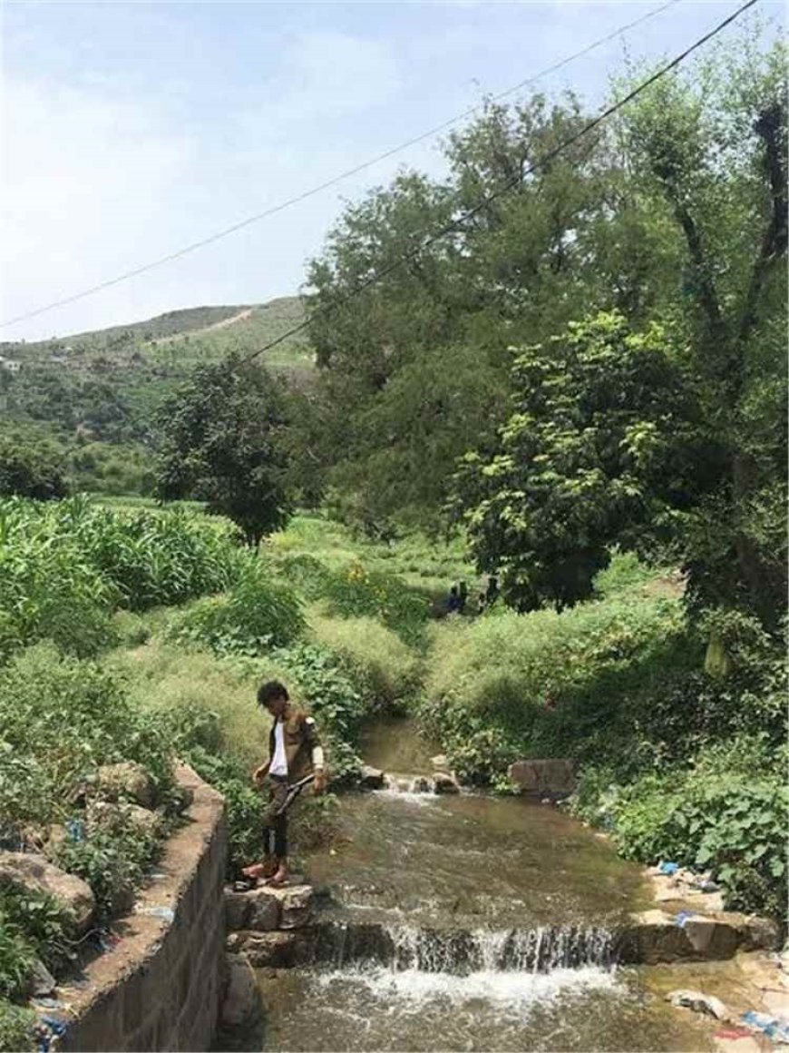 الحـ.ـوثيون يمنعون وصول مياه الشرب إلى تعز ما يهدد بكارثة إنسانية
