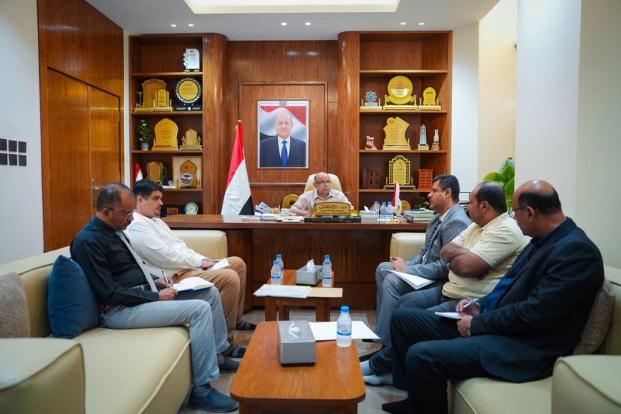 مع اقتراب المنخفض الجوي.. محافظ حضرموت يوجه برفع الجاهزية وتفعيل خطط الطوارئ