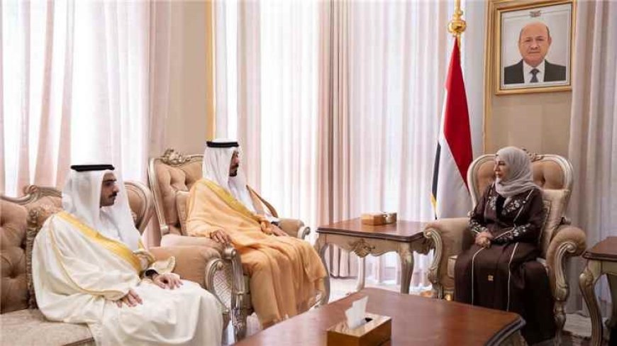 وزيرة الخارجية تبحث مع السفير البحريني تصعيد الحـ.ـوثيين وتهديدات الملاحة