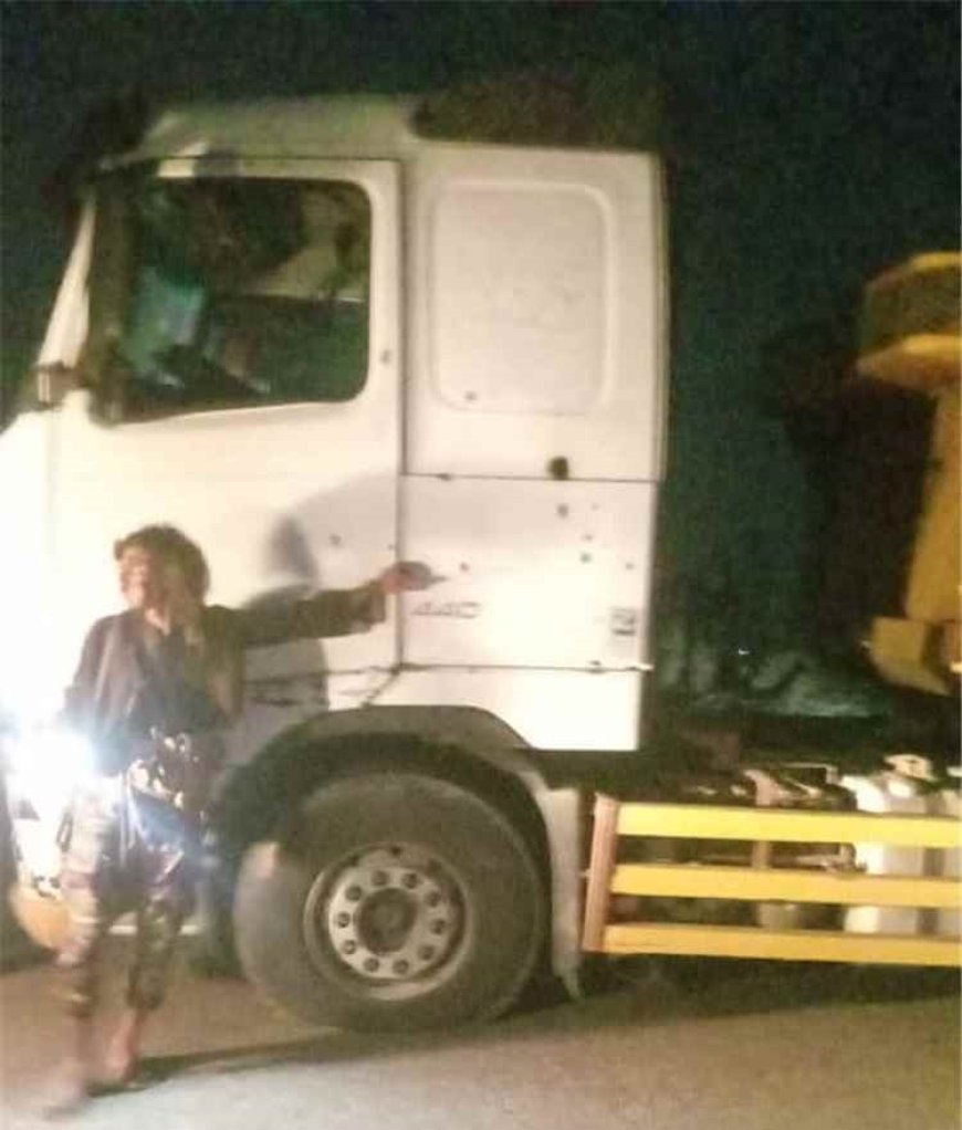 انفجار عبوة ناسفة في قاطرة تابعة لقوة عسكرية بالمحفد
