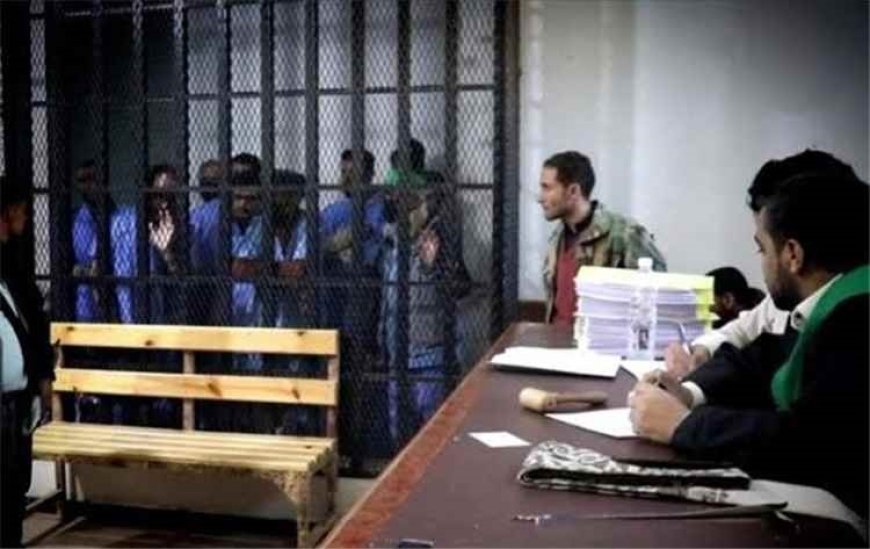 قيادي حـ.ـوثي يحذر من تنفيذ أحكام إعدام جماعية خلال الأيام المقبلة